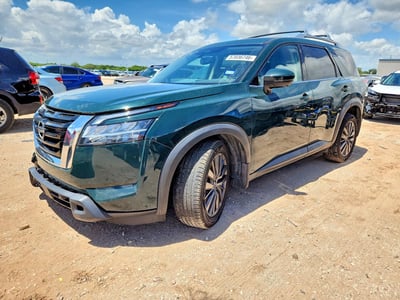 2022 Nissan Pathfinder