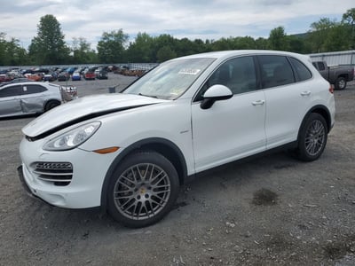 WP1AF2A28EL****** 2014 Porsche Cayenne