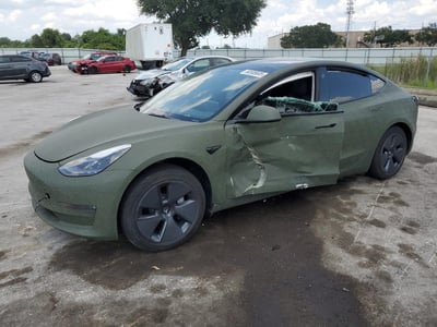 5YJ3E1EB2NF****** 2022 Tesla Model 3