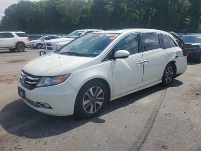 5FNRL5H95FB****** 2015 Honda Odyssey