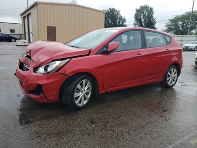 KMHCU5AE1DU****** 2013 Hyundai Accent