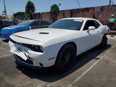 2C3CDZAG5JH****** 2018 Dodge Challenger