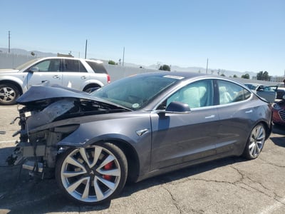 5YJ3E1EBXJF****** 2018 Tesla Model 3