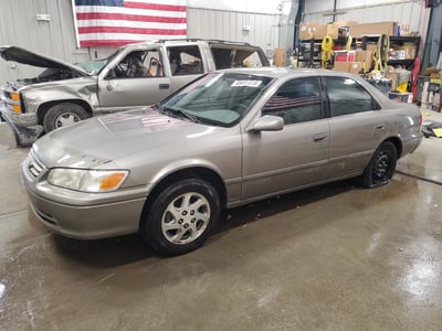 2000 Toyota Camry