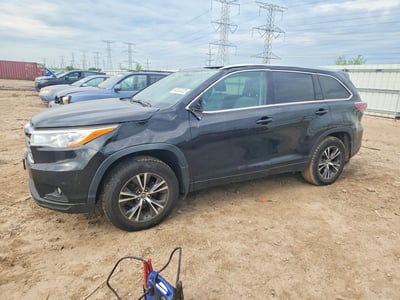 5TDJKRFH6GS****** 2016 Toyota Highlander