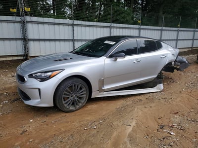 KNAE25LA2J6****** 2018 Kia Stinger