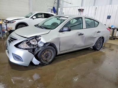 3N1CN7AP9FL****** 2015 Nissan Versa