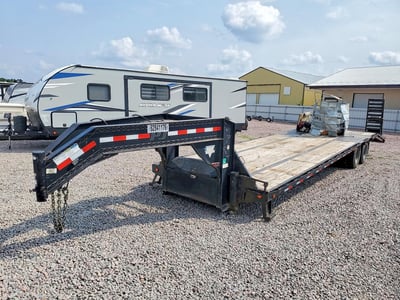 2012 PJ Trailers Unknown