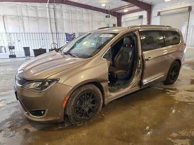 2C4RC1GG7HR****** 2017 Chrysler Pacifica
