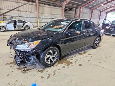 1HGCR2F31HA****** 2017 Honda Accord