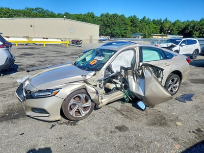 1HGCV1F50JA****** 2018 Honda Accord