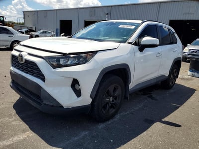 2T3P1RFV3MC****** 2021 Toyota RAV4