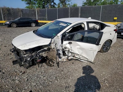 3N1CN8EV1ML****** 2021 Nissan Versa