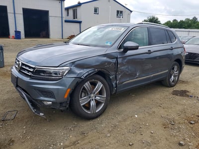 3VV4B7AX9KM****** 2019 Volkswagen Tiguan