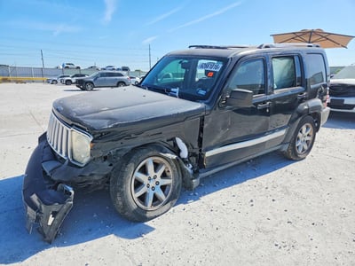 1J8GP58KX8W****** 2008 Jeep Liberty