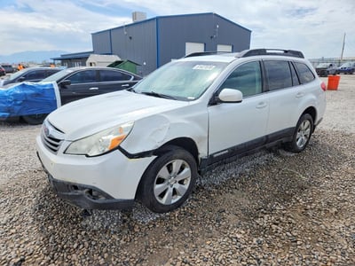 4S4BRBGC2C3****** 2012 Subaru Outback