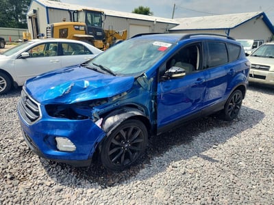1FMCU0JD4HU****** 2017 Ford Escape
