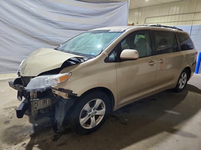 5TDKK3DC8DS****** 2013 Toyota Sienna