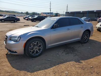 2016 Chrysler 300s