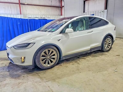 5YJXCDE29HF****** 2017 Tesla Model X
