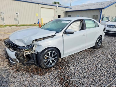 3VWDB7AJ3JM****** 2018 Volkswagen Jetta