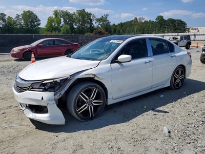 1HGCR2F50GA****** 2016 Honda Accord