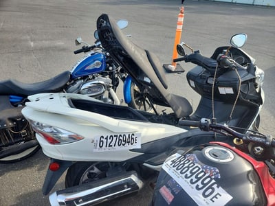 JS1CK44B7B2****** 2011 Suzuki Burgman 400 Abs