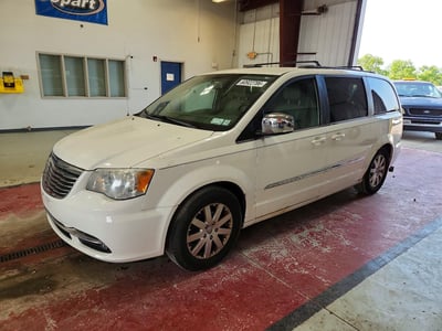 2A4RR8DG1BR****** 2011 Chrysler Town & Country