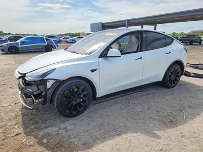 7SAYGDEE2PF****** 2023 Tesla Model Y