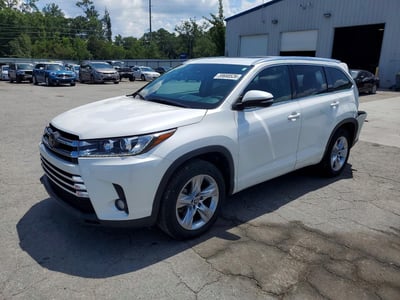 5TDYZRFH9JS****** 2018 Toyota Highlander
