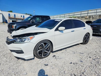 1HGCR2F19HA****** 2017 Honda Accord