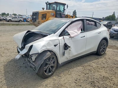 7SAYGDEE8SF****** 2025 Tesla Model Y