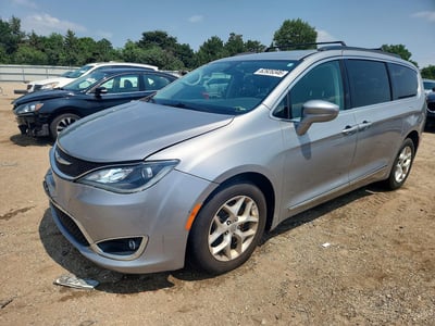 2C4RC1BG9HR****** 2017 Chrysler Pacifica