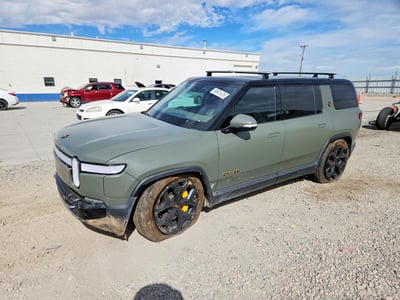 7PDSGABL6PN****** 2023 Rivian R1S
