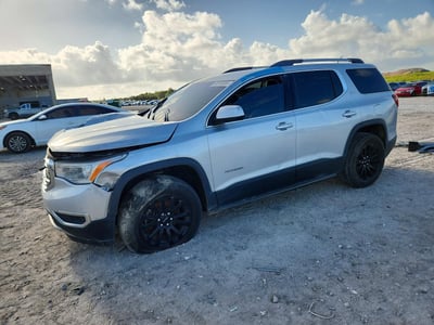 1GKKNMLS6HZ****** 2017 GMC Acadia