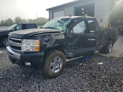 1GCRKSE39BZ****** 2011 Chevrolet Silverado