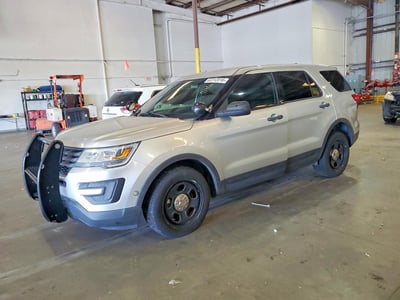 1FM5K8AR9GG****** 2016 Ford Explorer