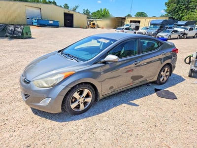 5NPDH4AE6DH****** 2013 Hyundai Elantra
