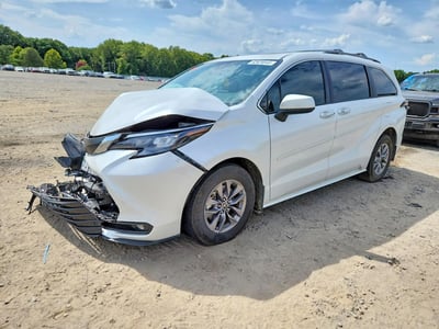 5TDYRKEC7SS****** 2025 Toyota Sienna