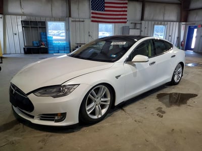 5YJSA1H12EF****** 2014 Tesla Model S