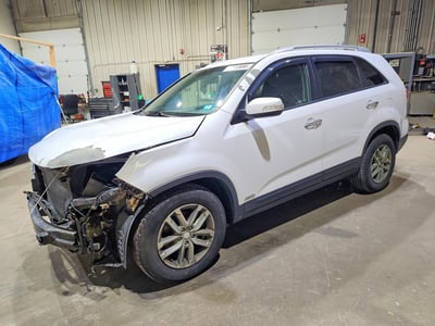 5XYKTCA68EG****** 2014 Kia Sorento