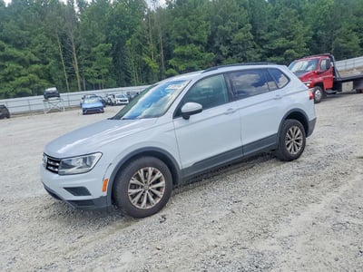 3VV0B7AX5JM****** 2018 Volkswagen Tiguan