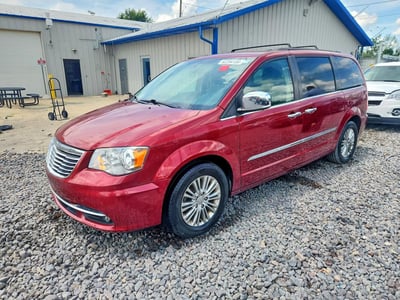 2C4RC1CGXFR****** 2015 Chrysler Town & Country