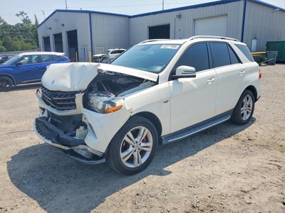 4JGDA5JBXDA****** 2013 Mercedes-Benz M-Class