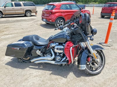 2019 Harley-Davidson FLHX