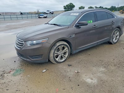 2016 Ford Taurus