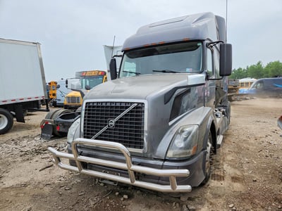 4V4NC9EH9GN****** 2016 Volvo VNL