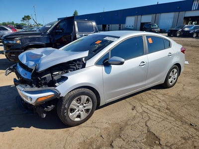 3KPFK4A7XJE****** 2018 Kia Forte