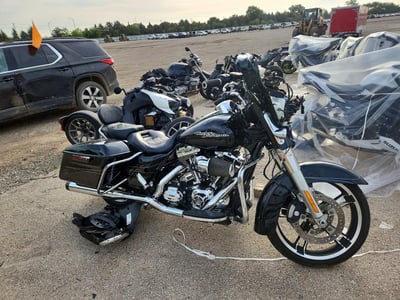 1HD1KRM18FB****** 2015 Harley-Davidson Street Glide Special