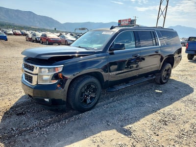 1GNSKHKC7HR****** 2017 Chevrolet Suburban